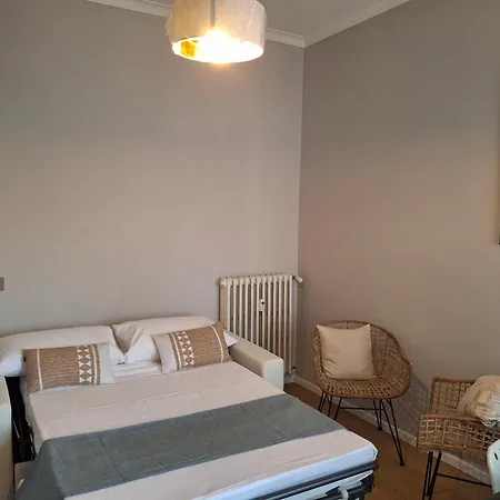 Trastevere - Berta Collection - 2bath - 3bed Apartment Rome
